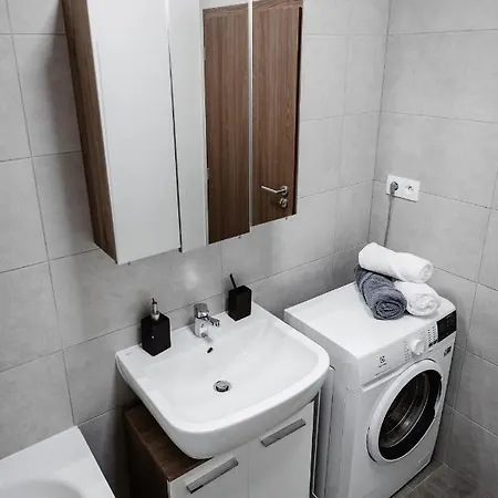 Ah Mlynska Basta Ii Free Parking *